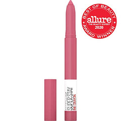 MAYBELLINE Super Stay Ink Crayon con sacapuntas integrado para punta ultra precisa.