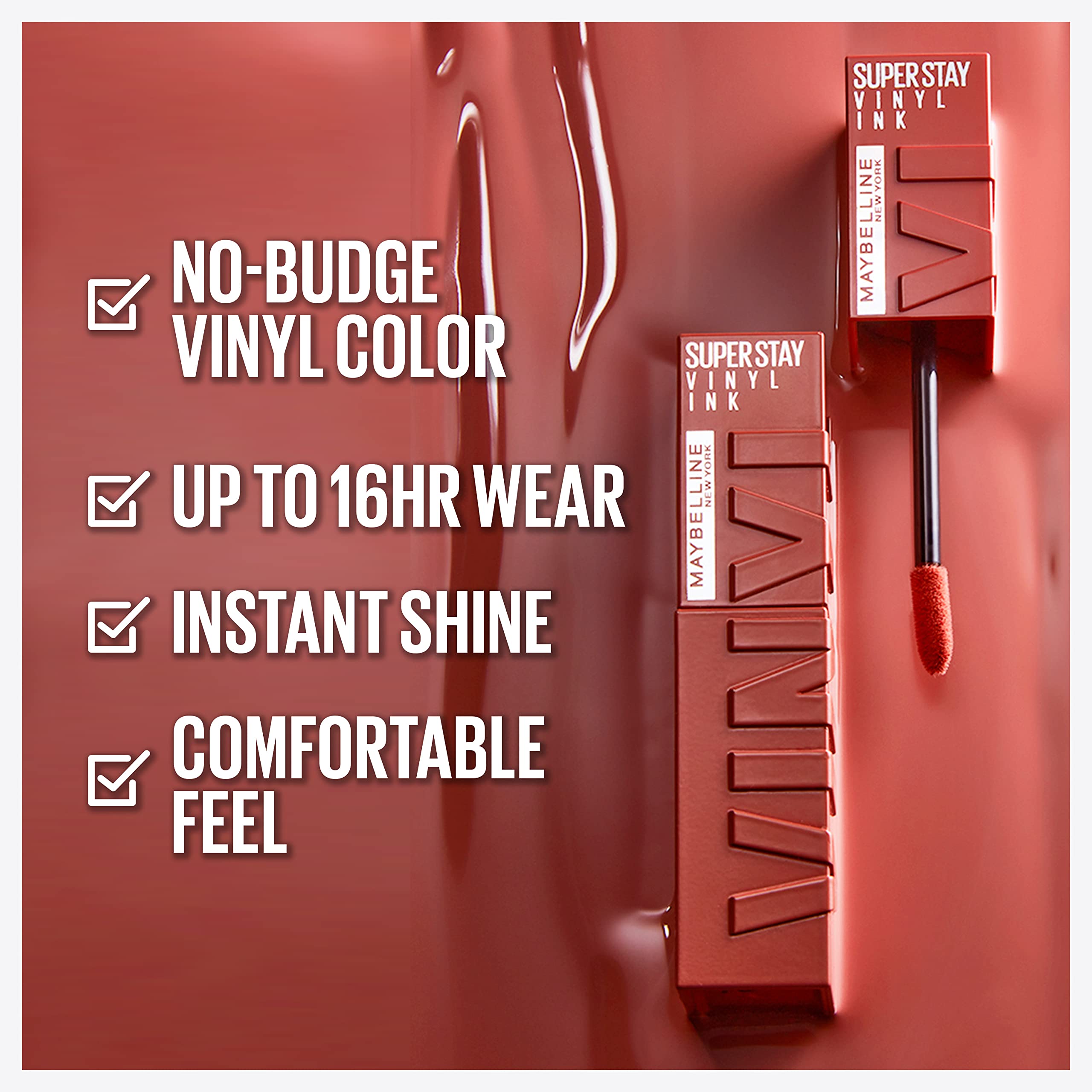 Maybelline Super Stay Vinyl Ink muestra un swatch de color duradero en labios.