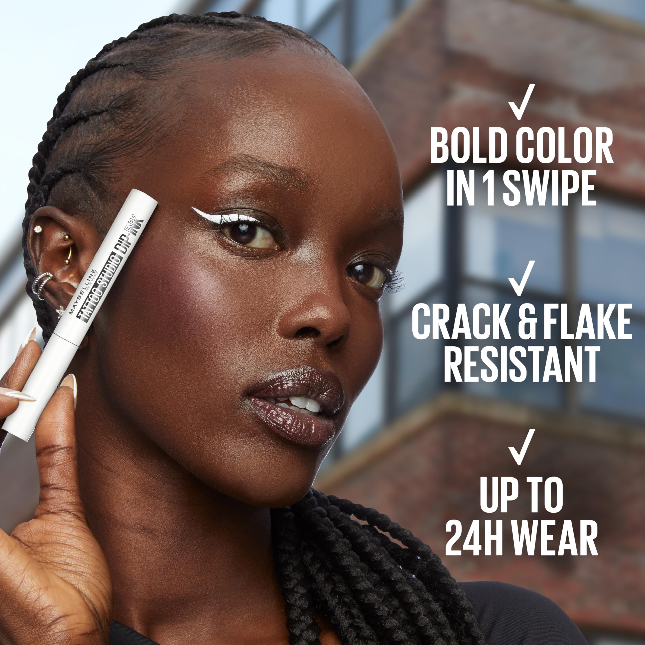 MAYBELLINE Tattoo Studio Dip-Ink Eyeliner Brown Expression for natural, soft definition.