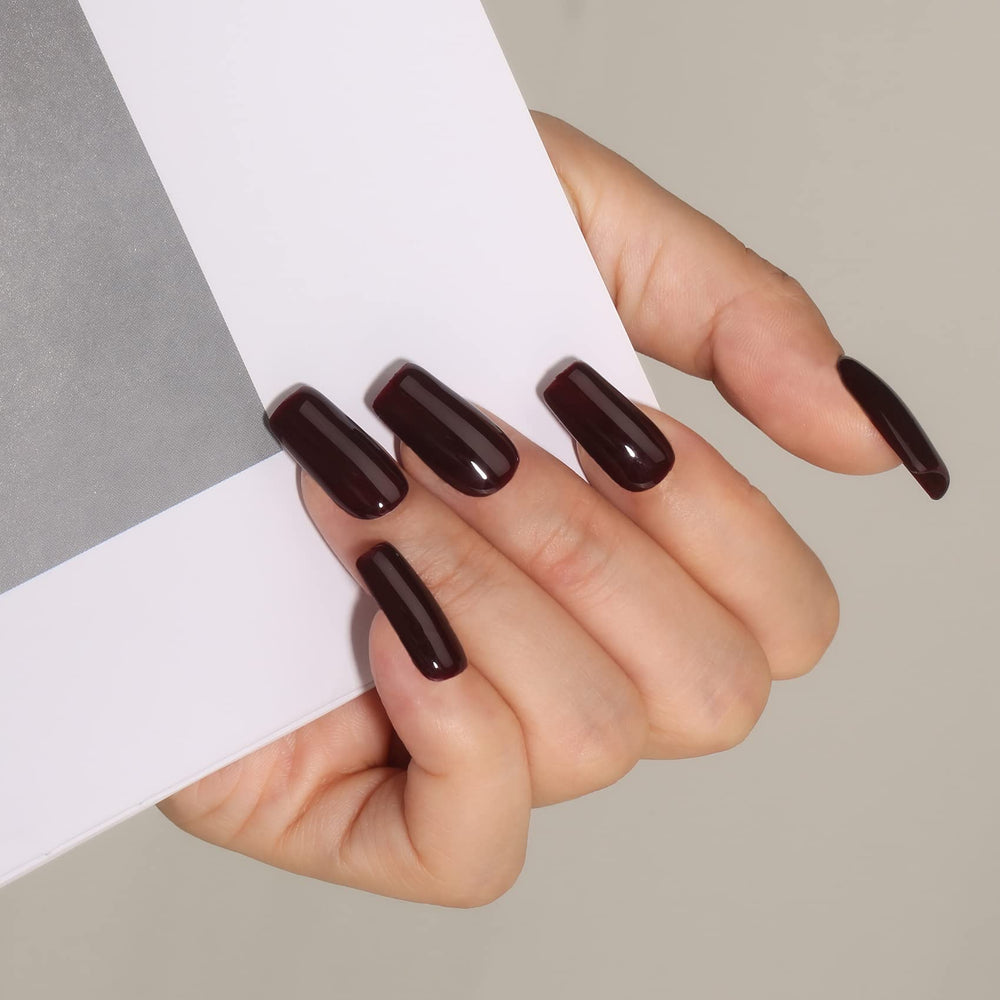 MAYCHAO gel polish swatch shows vibrant finish and shine.