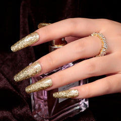 MAYCHAO Gel Dorado Glitter: aplicación suave y brillante en uñas.