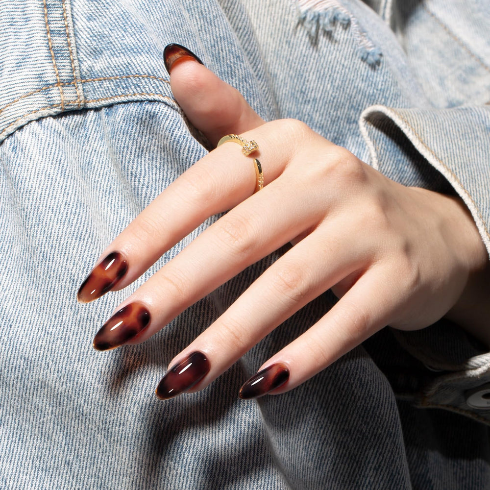 MAYCHAO translucent jelly gel swatch demonstrates versatile sheer manicure options
