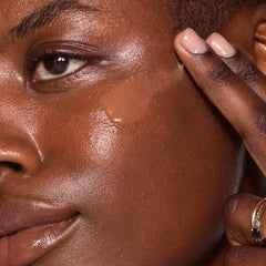 MCoBeauty Grip Primer, aloe y niacinamida para una piel equilibrada.