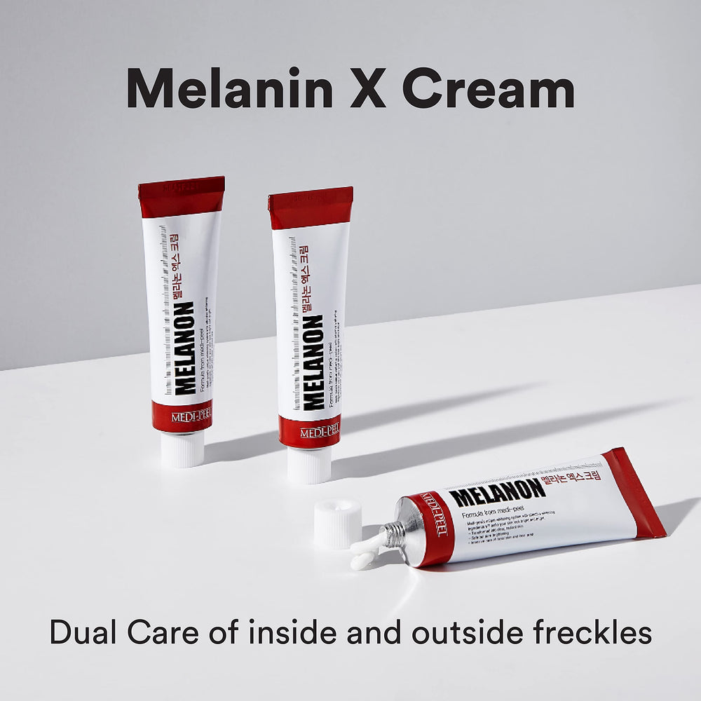 Medi-Peel Melanon X Cream textura cremosa para aplicación suave en la piel.