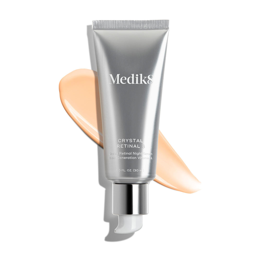 Medik8 Crystal Retinal 6 night routine scene showing a calm, glowing glow.