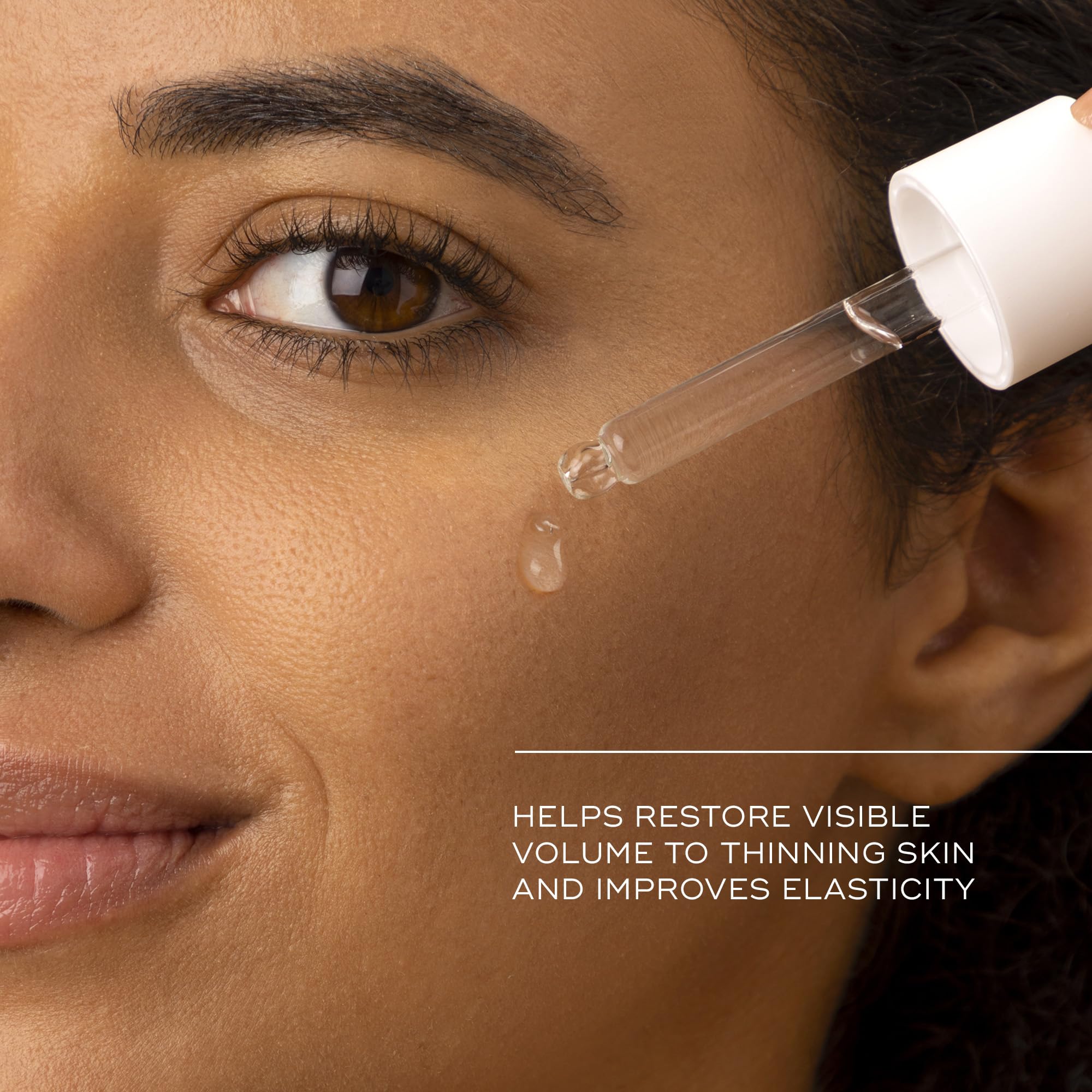 Application ritual of Medik8 Liquid Peptides smoothing skin