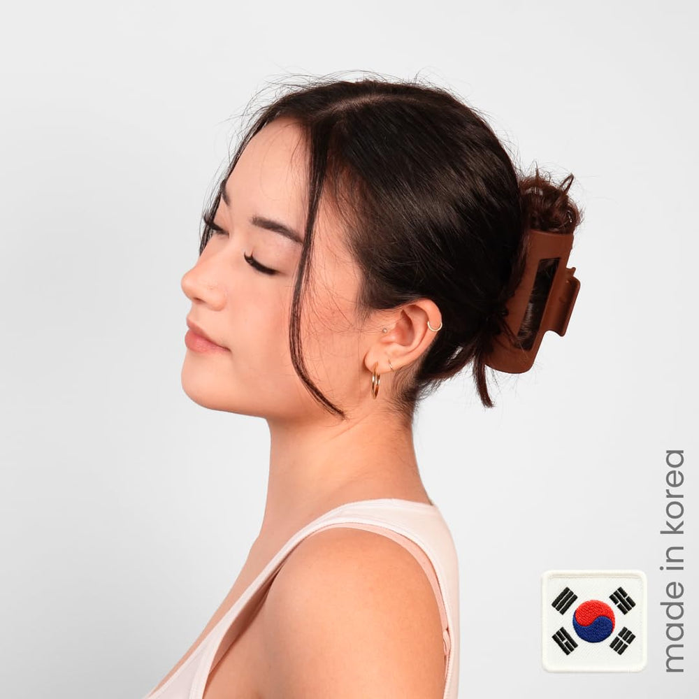 MELLO Original squishy clip side view highlighting secure grip