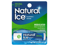 Mentholatum Natural Ice bálsamo labial original SPF 15 para aplicación en labios