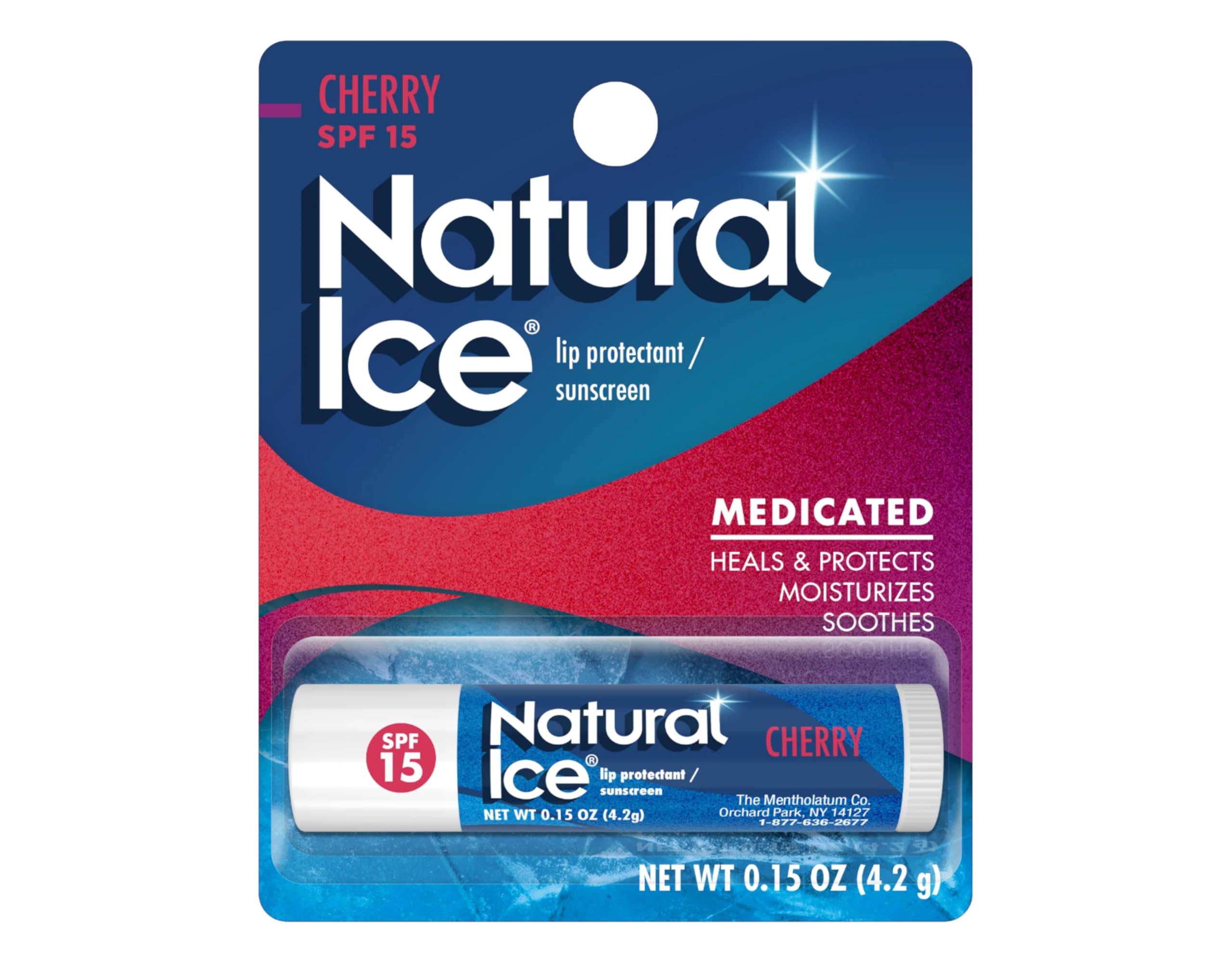 Aplicación suave del bálsamo Mentholatum Natural Ice Cereza SPF 15 con sabor a cereza.