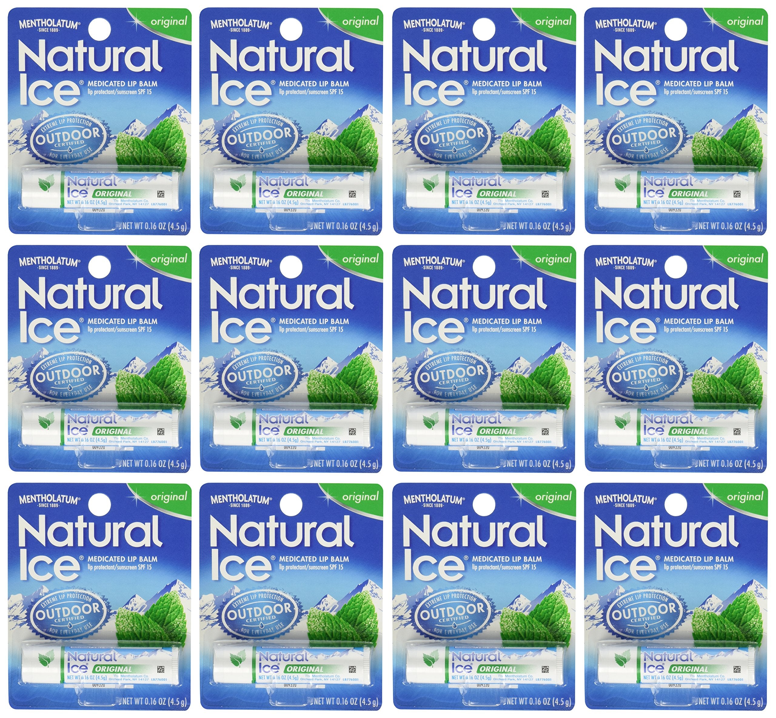 Mentholatum Natural Ice protector labial en envase, alivio calmante para labios secos.