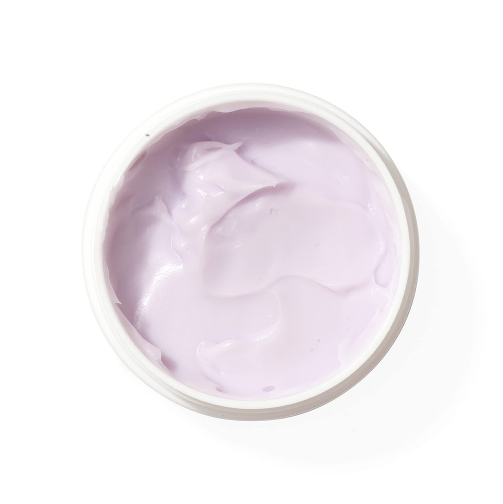 Merlot como primer de maquillaje para una base uniforme