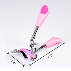 MERVK eyelash curler center axis rotation offers flexible angles for diverse eye shapes.