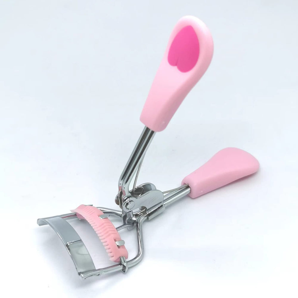 MERVK eyelash curler silicone peach-heart handle provides non-slip grip.