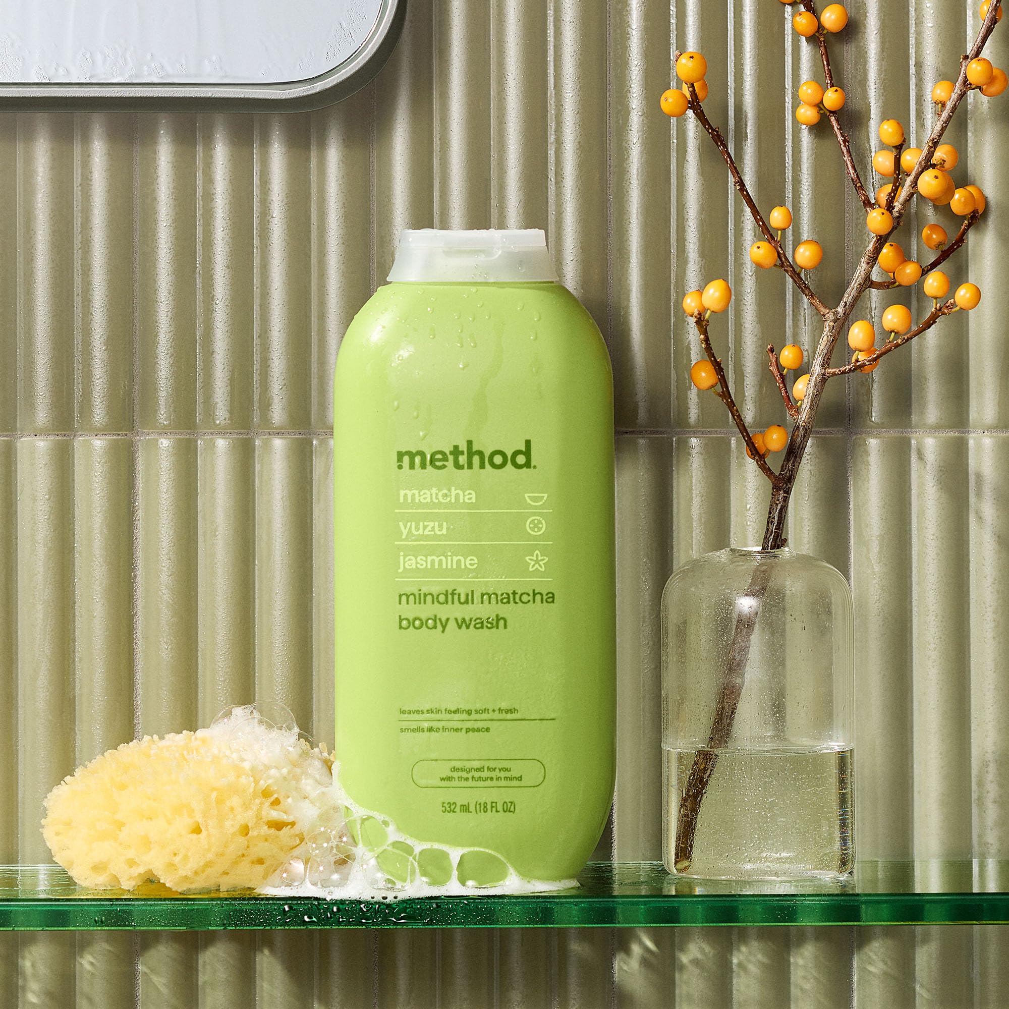 Botella Method Mindful Matcha con 80% plástico reciclado para sostenibilidad.