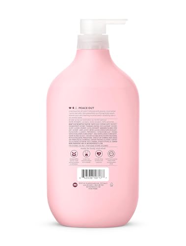 Detalle de aroma rosado de peonía y agua de rosas en la etiqueta