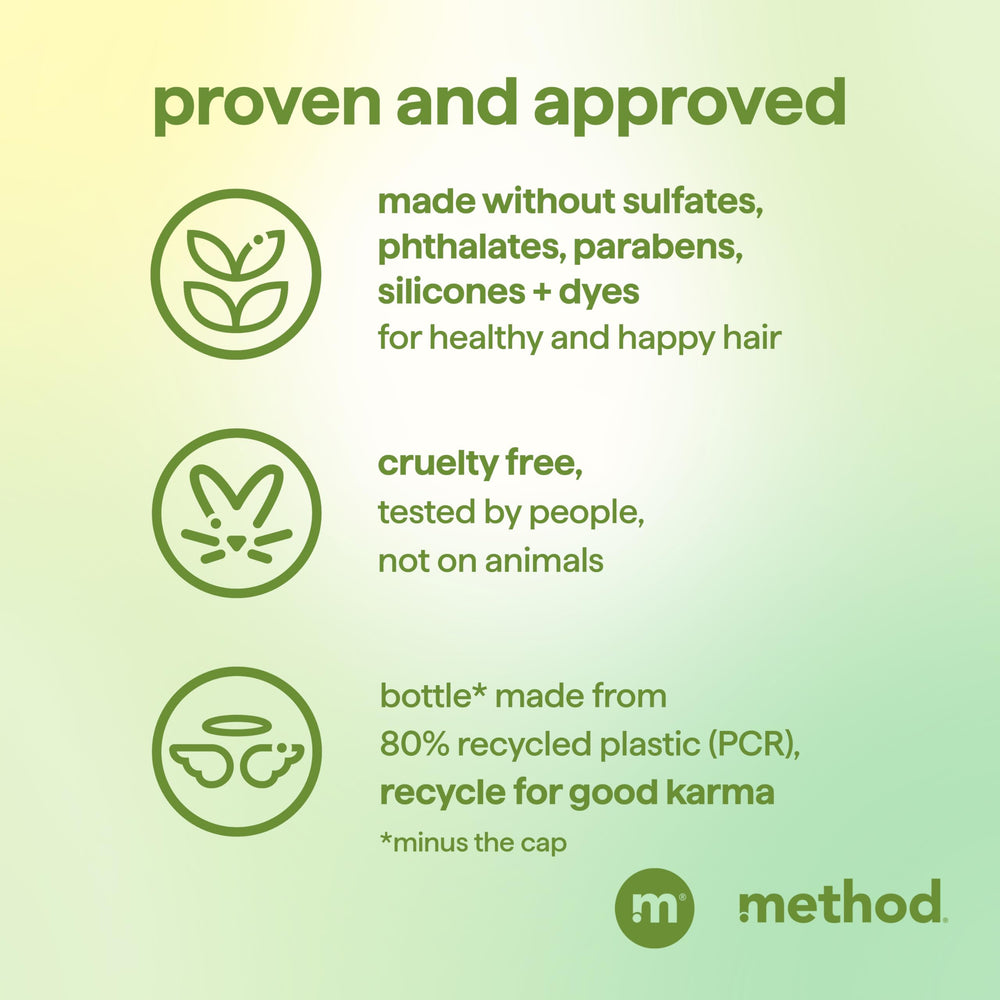 Flujo del acondicionador Mindful Matcha, vertido suave y sin goteos.
