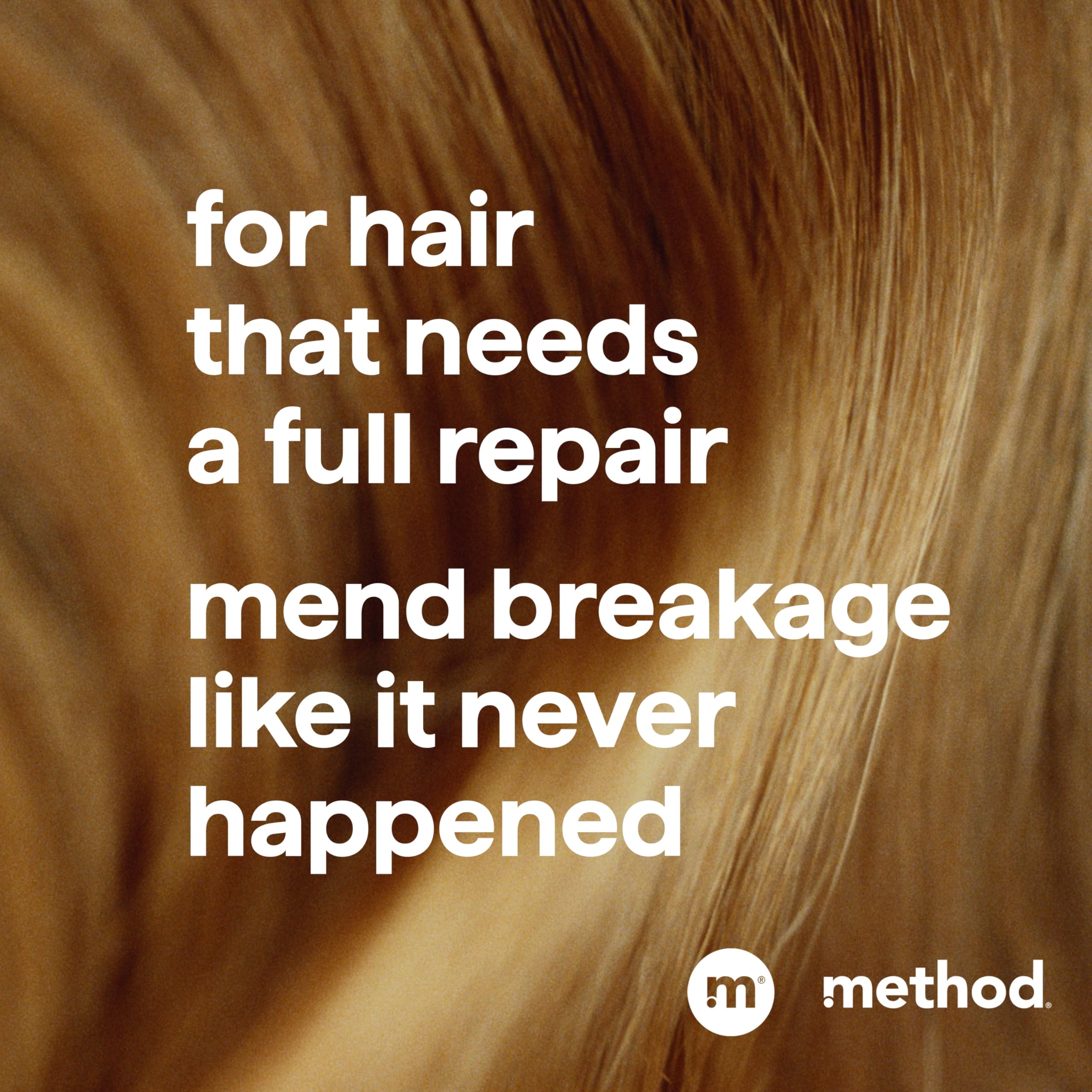 Method Repairing Conditioner Island Mist pour demonstrates smooth application