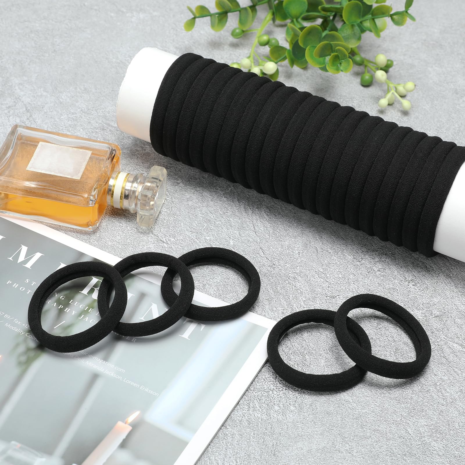 Mia Klein accesorios cabello negros en gran cantidad, ideal para compartir o tener de repuesto.