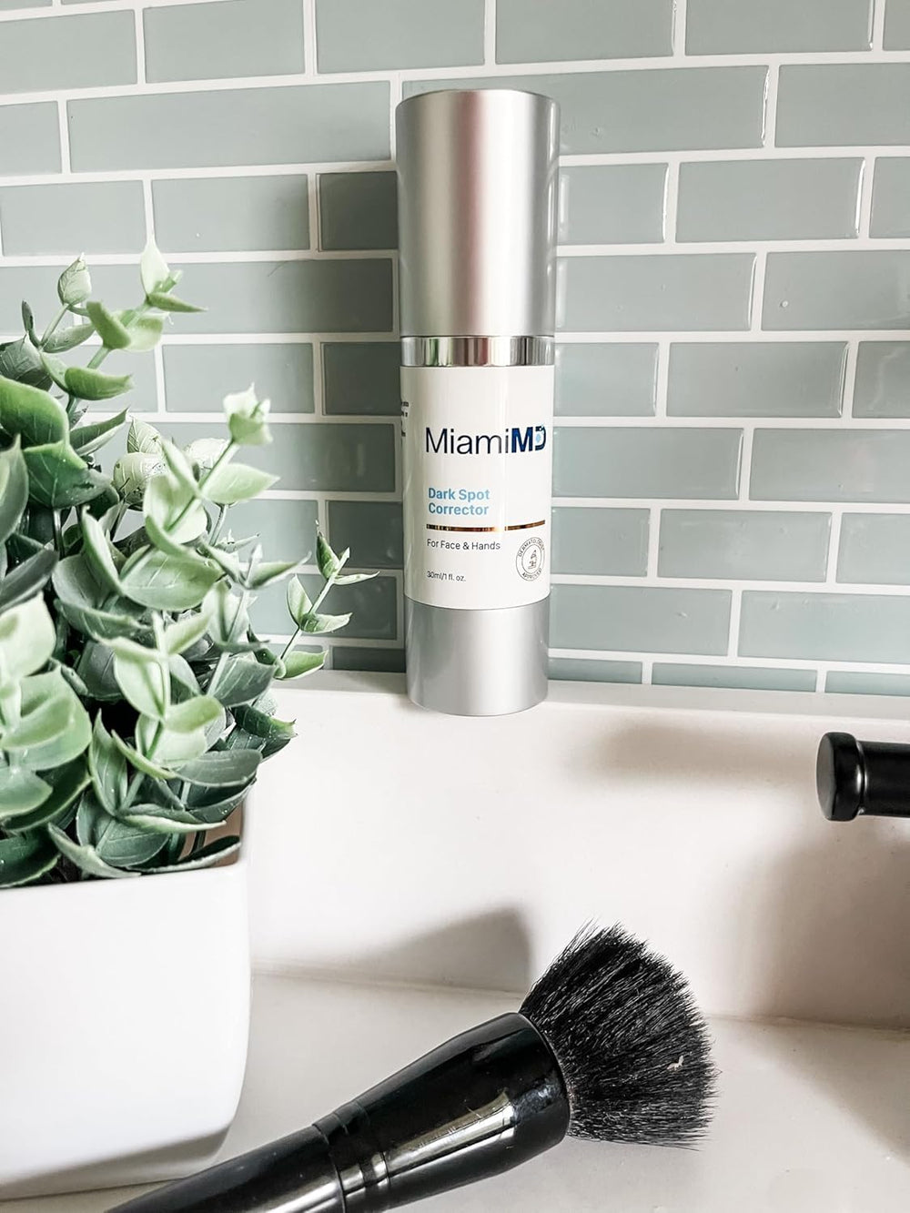 Final look with MiamiMD Dark Glow Renewal Serum for healthy glow.