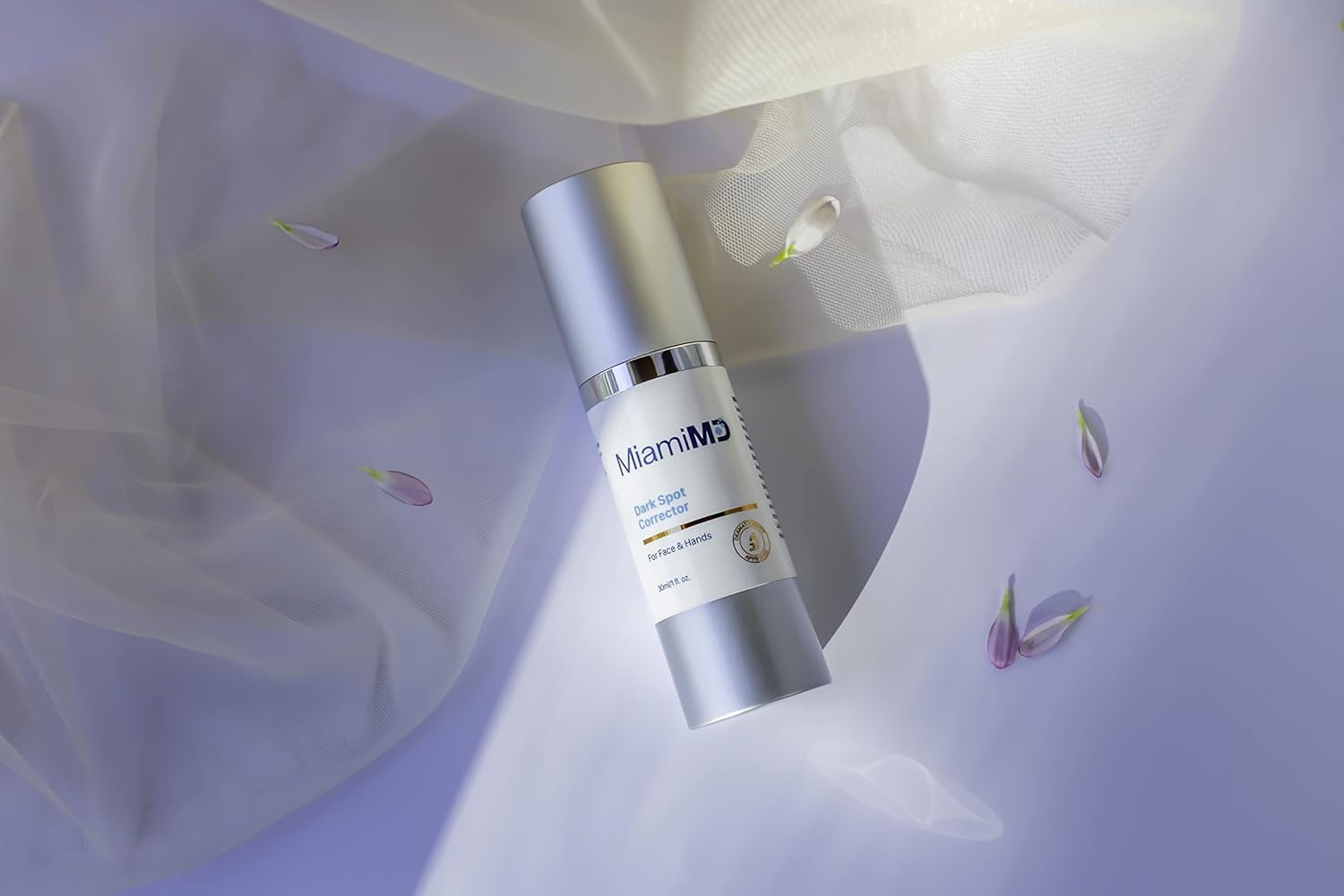 Packaging box of MiamiMD Dark Glow Renewal Serum.