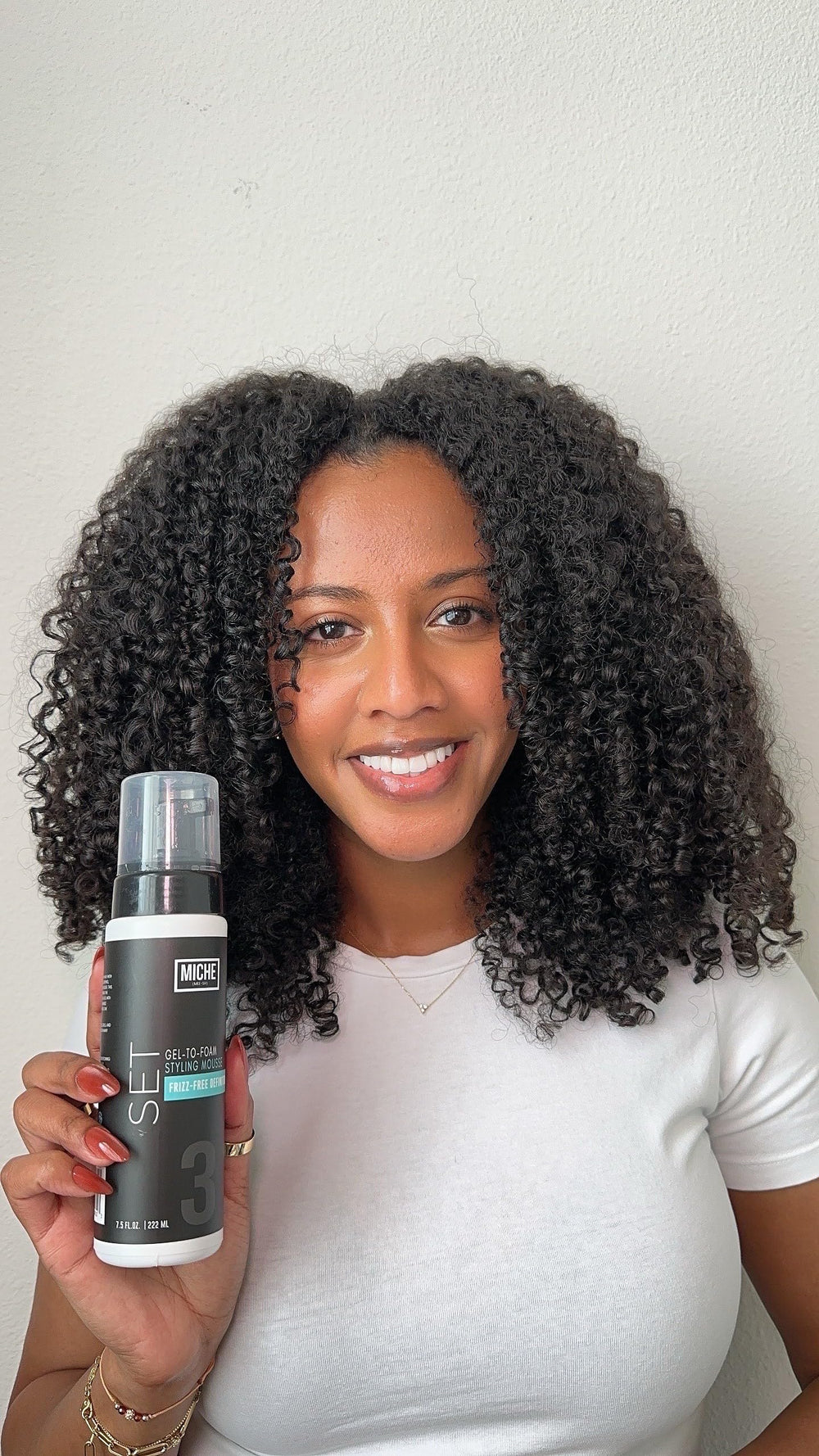 Uso diario de Miche Beauty gel que se transforma en mousse para resultados consistentes.
