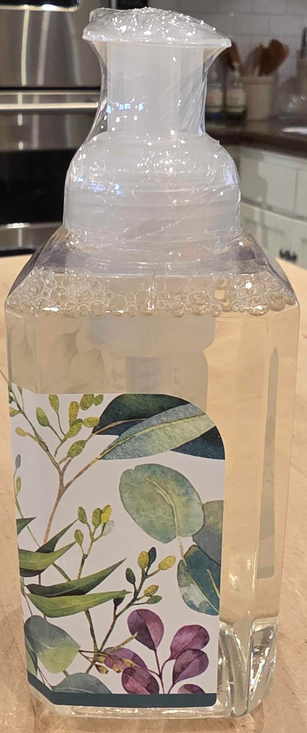 Michel Design Works botella elegante de jabón espumoso para baño