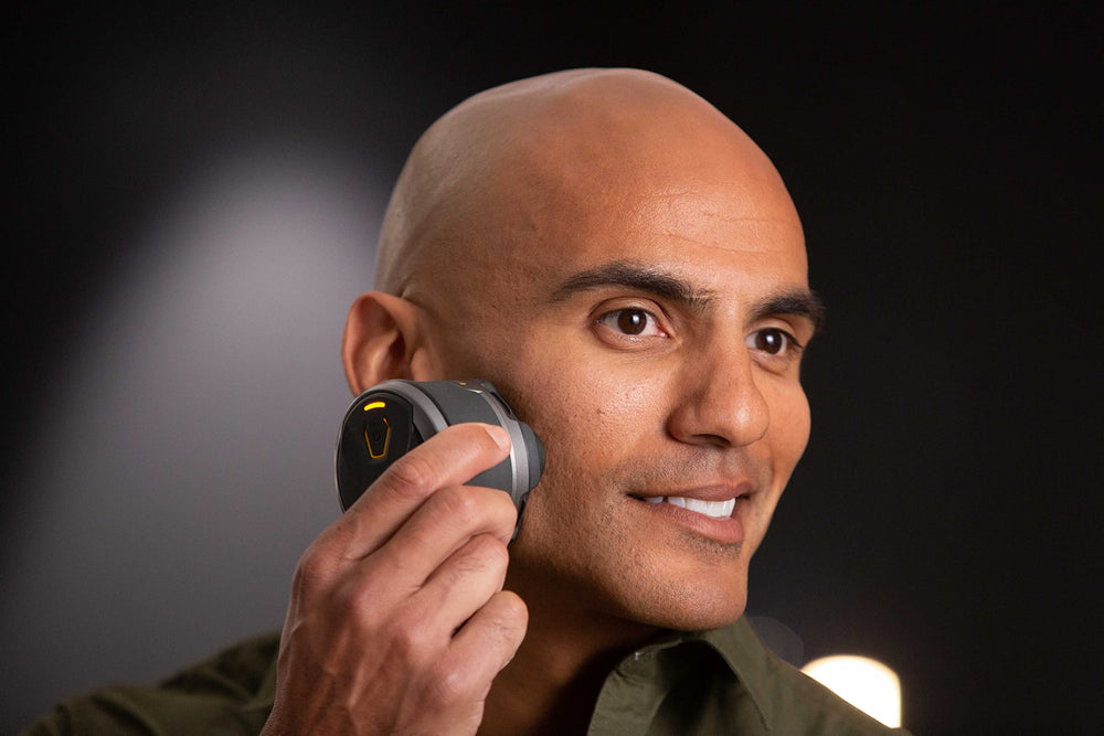 MicroTouch Titanium Head Shaver floating heads adapt to head contours for safer shave.