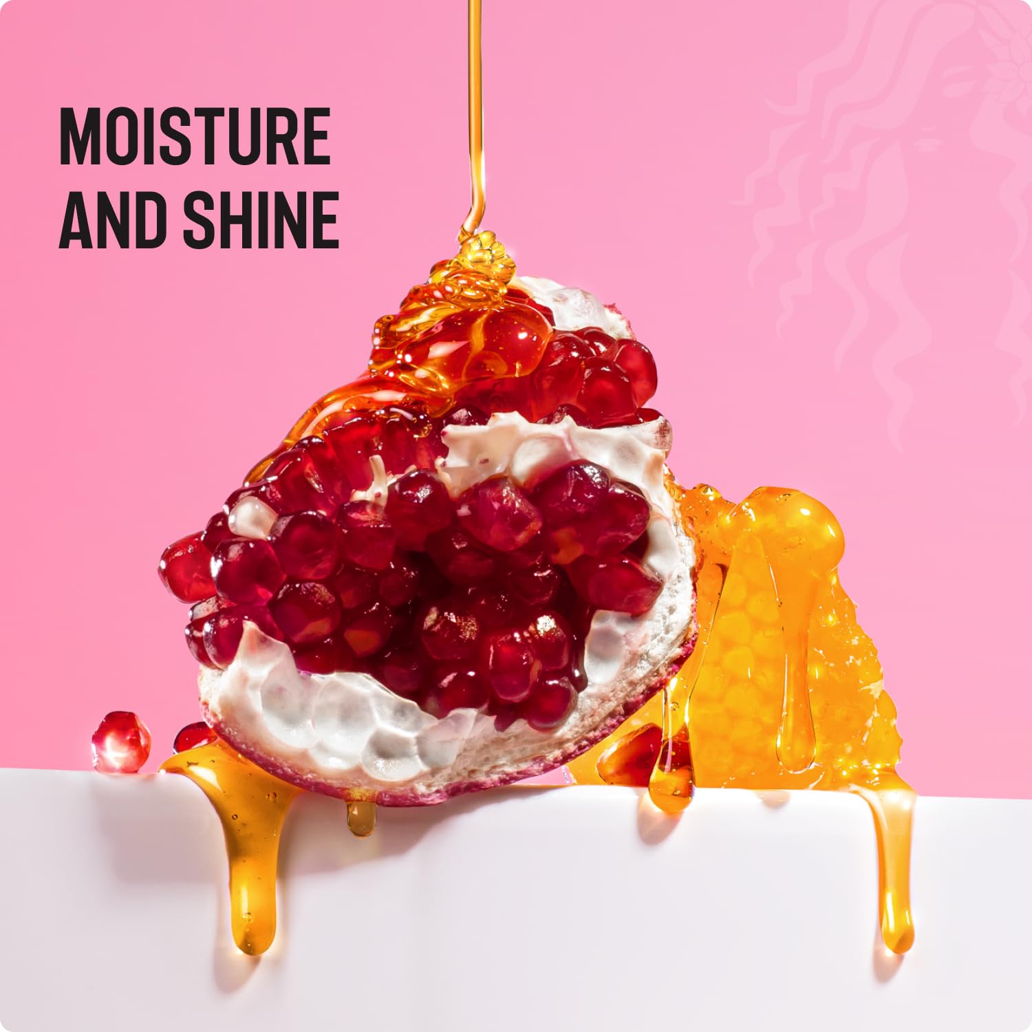 Champú con babassu de Mielle Organics Pomegranate & Honey, aceite ligero para facilitar el peinado.