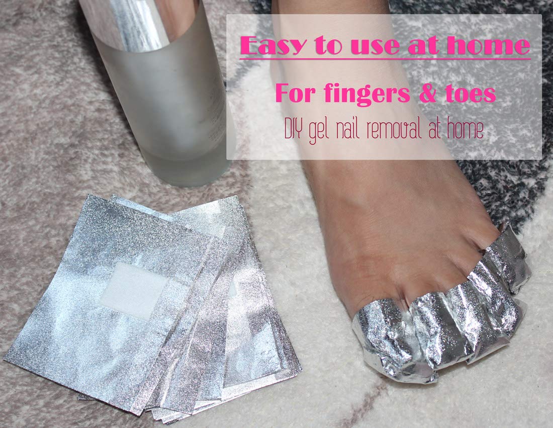 Fingers with MIILYE wraps demonstrating secure fit during removal