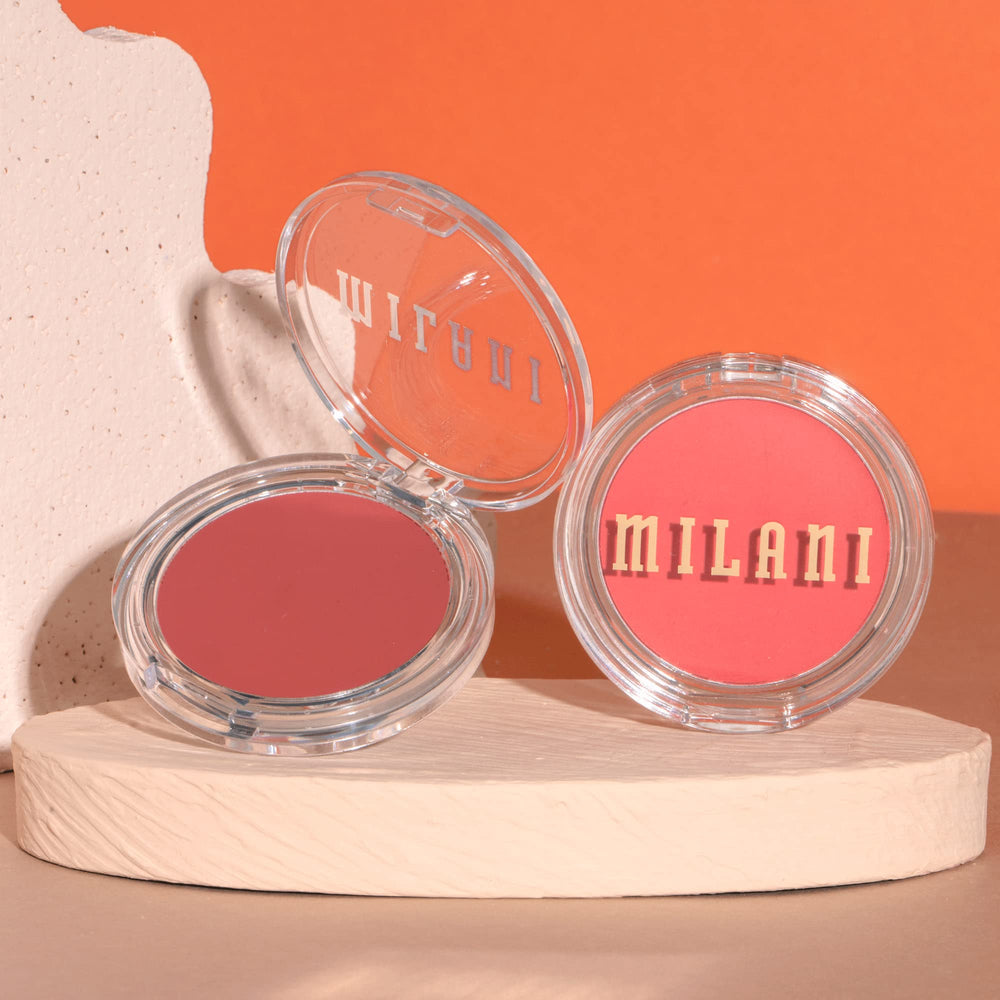 Milani Cheek Kiss se aplica fácilmente para un look diario.