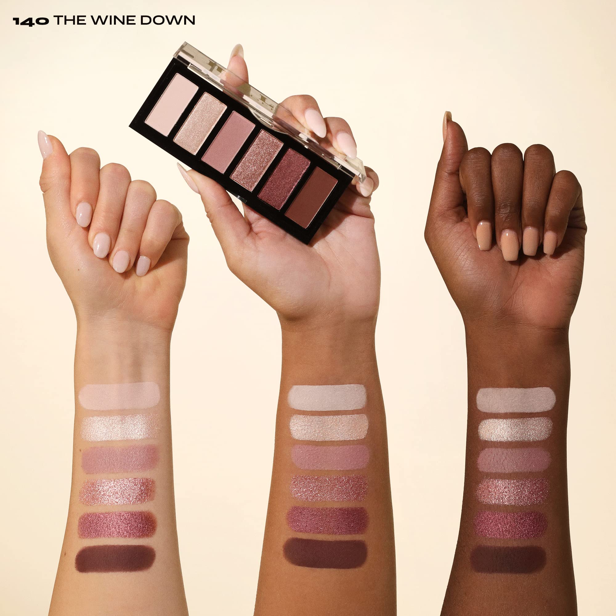 Milani Gilded Mini Palette aplicación suave que desliza con facilidad.