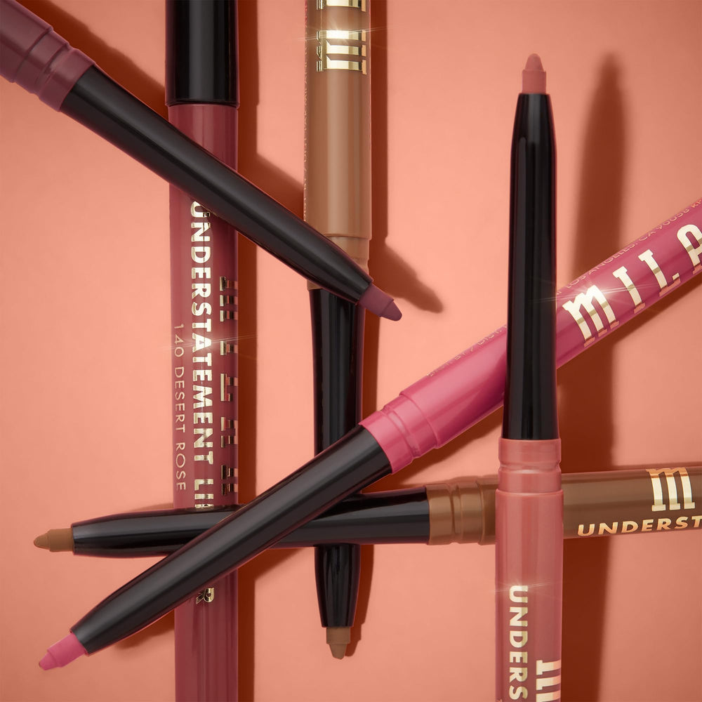 Retráctil y cremoso, desliza sin esfuerzo para labios uniformes.