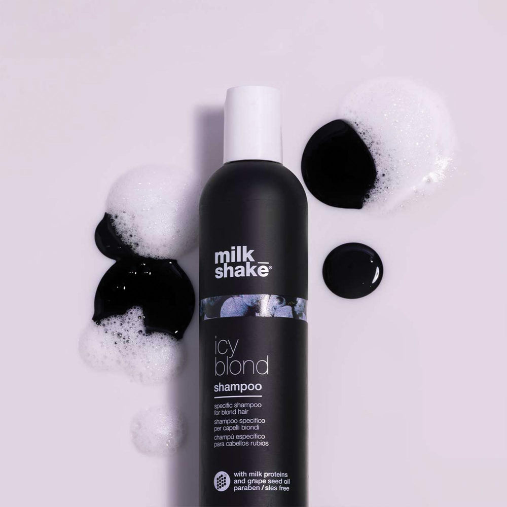 Milk Shake Icy Blond Shampoo tono frío: aporta acabado rubio helado de aspecto suave.