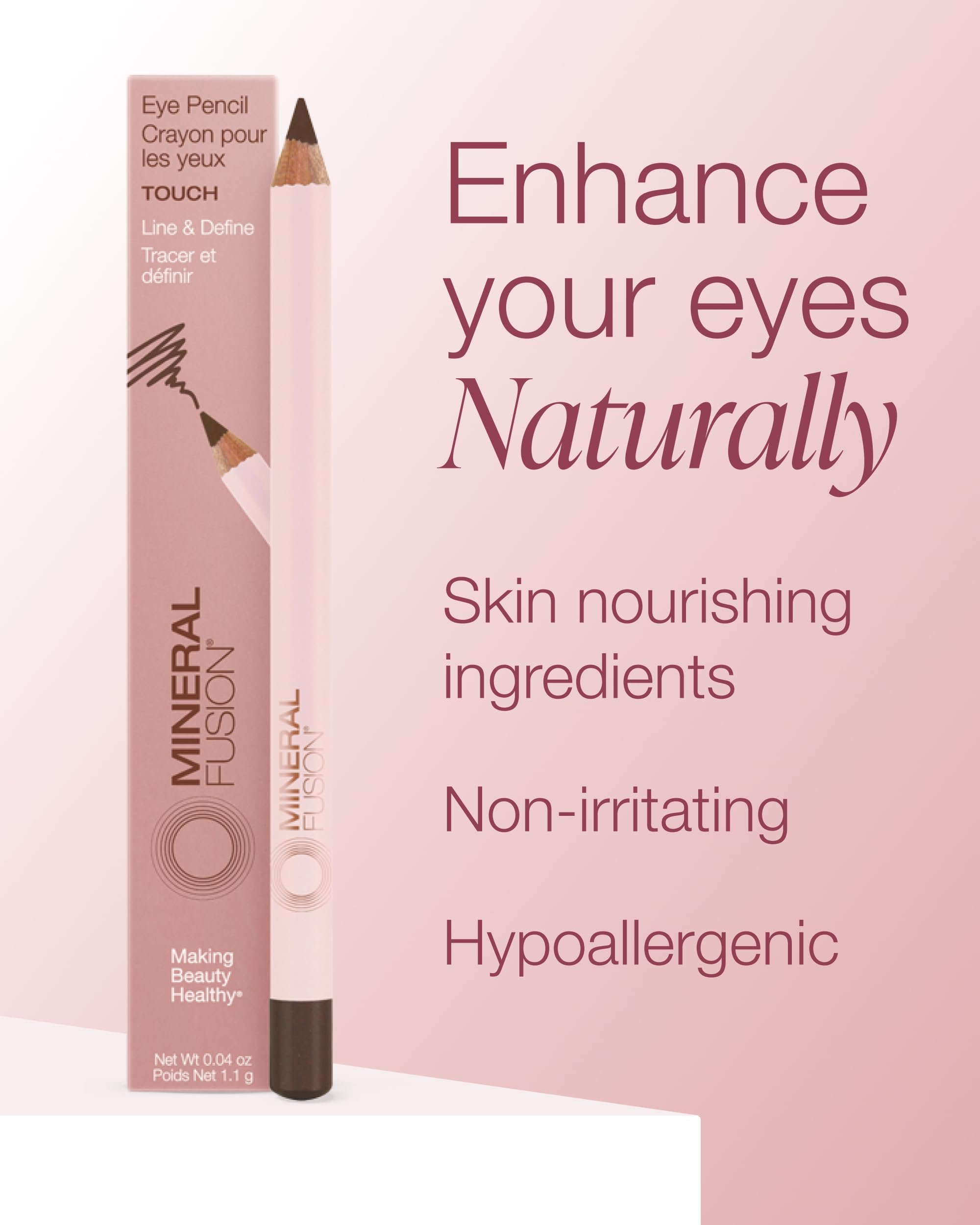 Lapiz-ojos Mineral Fusion contiene meadowfoam para hidratacion suave.