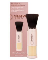 Mineral Fusion polvo solar con pincel para la cara, SPF 30, translúcido.