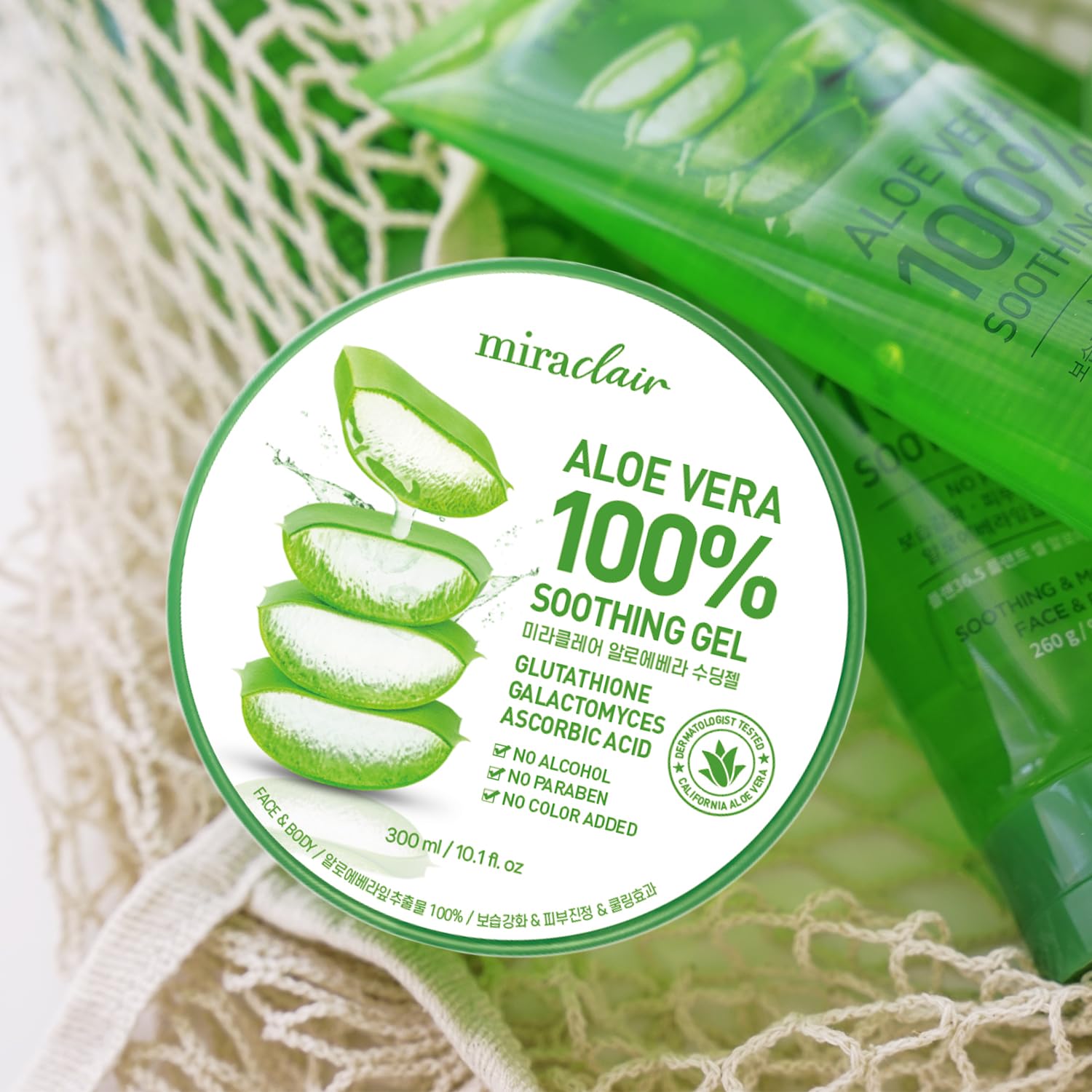 Post solar con MIRACLAIR Aloe Vera Gel para refrescar la piel.