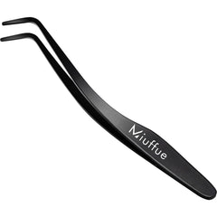 Miuffue curved-tip lash applicator for precise placement and control.