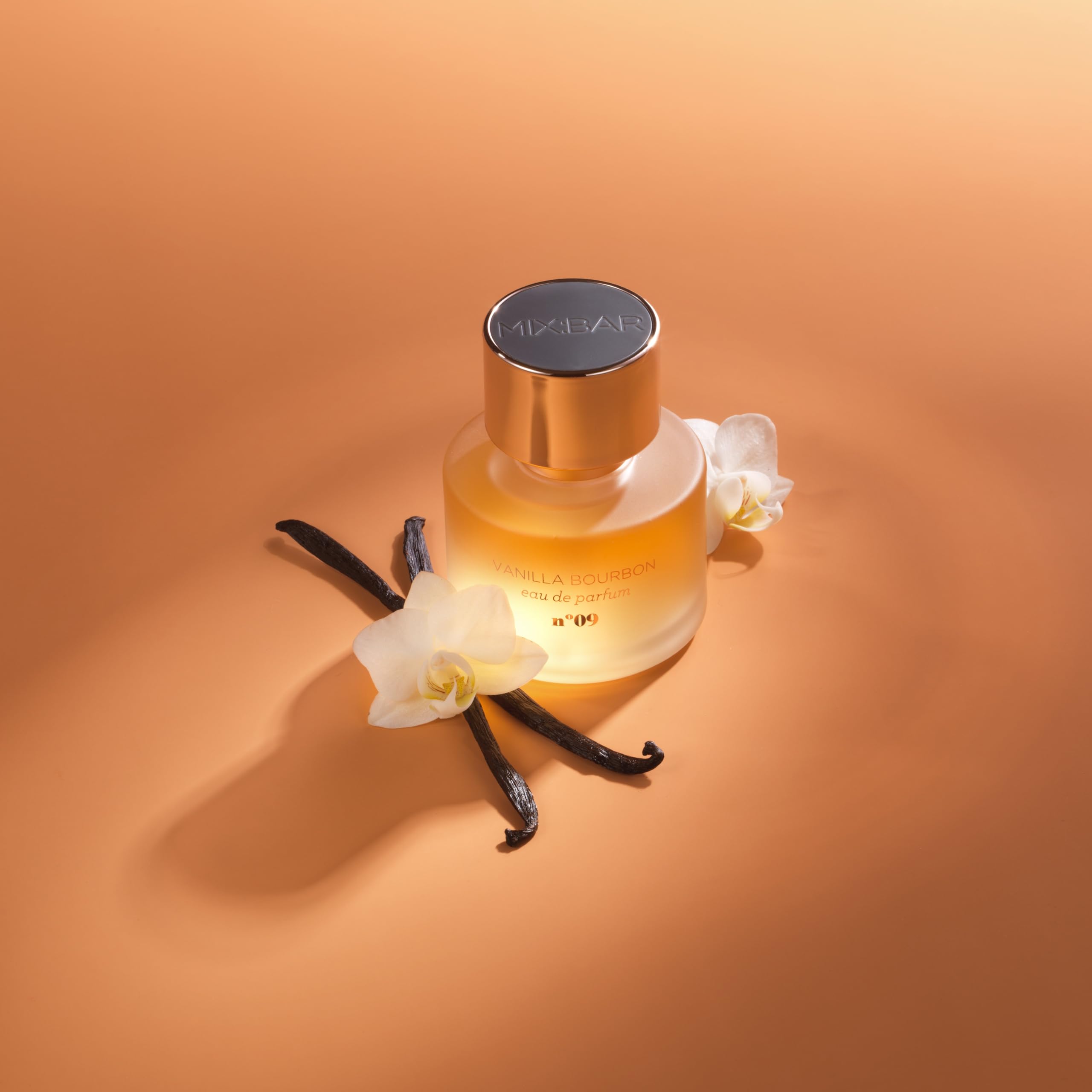 MIX:BAR Vanilla Bourbon packaging highlighting vegan, cruelty-free formula
