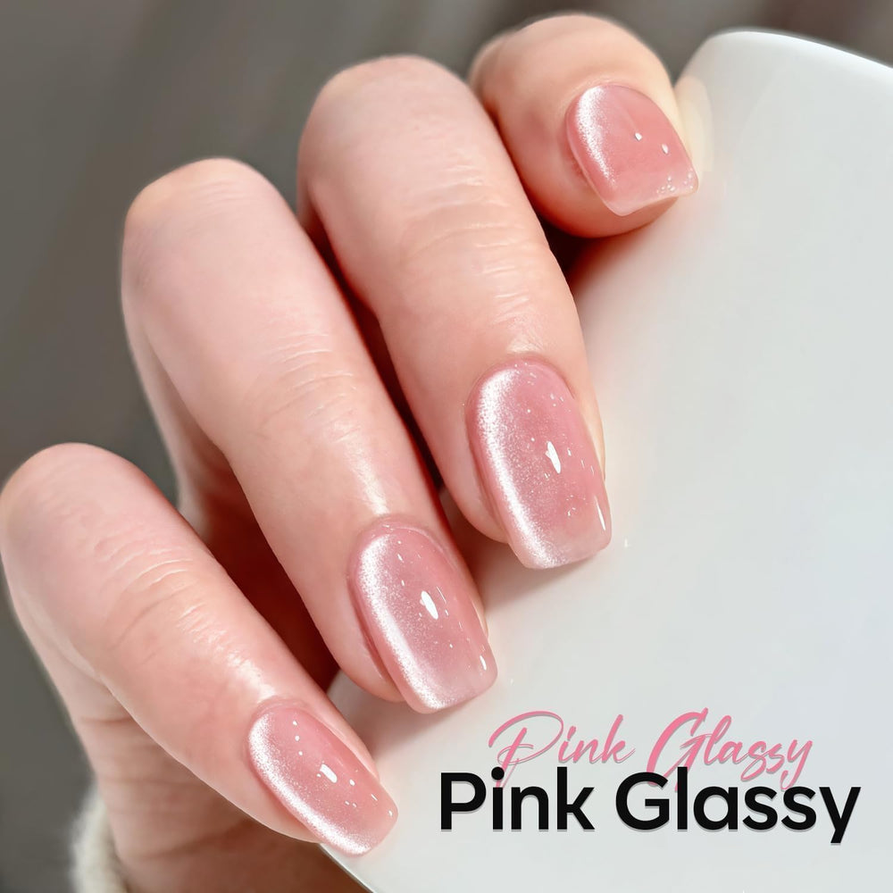 Modelones Heart Cat Eye layered over neutral tone yields a nude glossy finish.