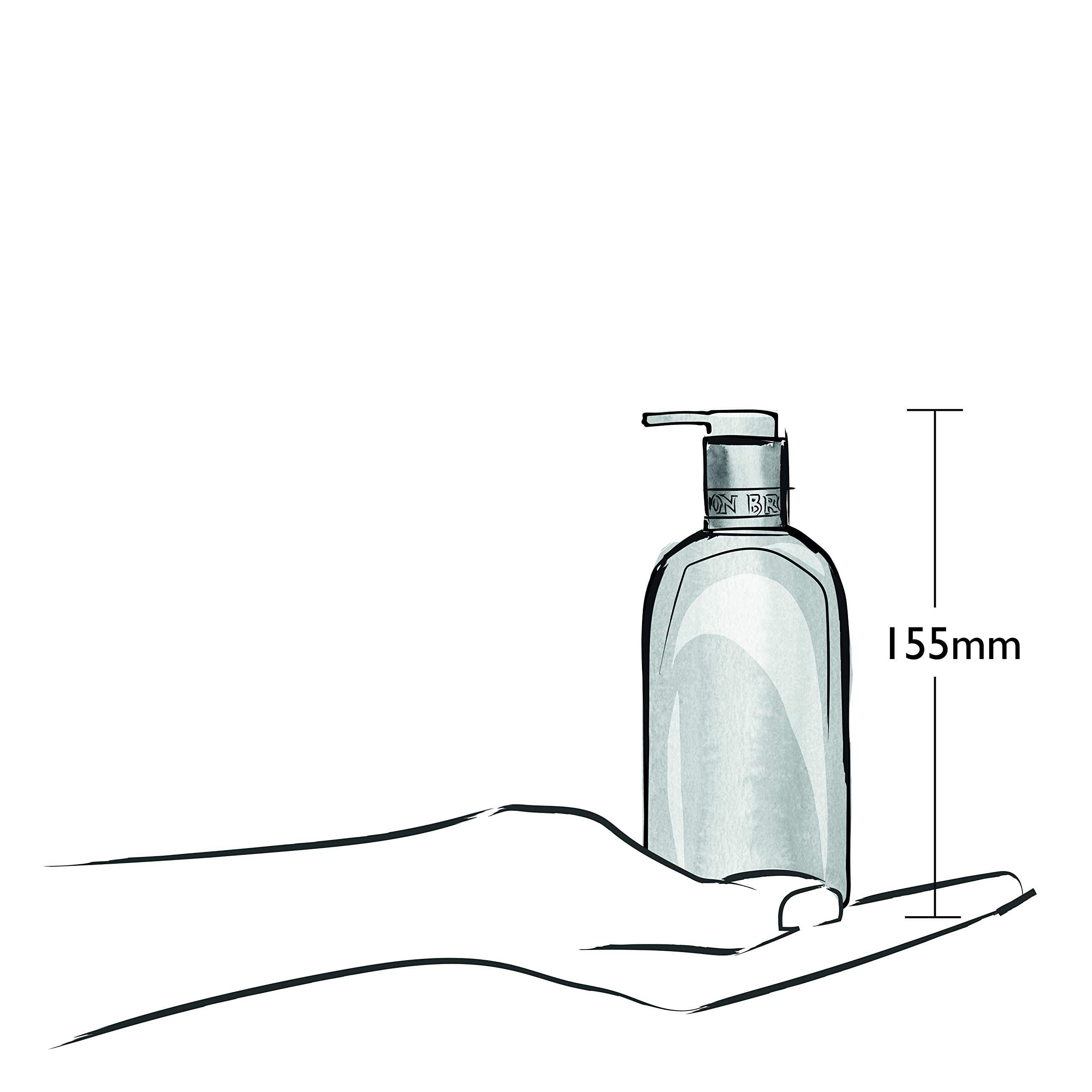 Molton Brown Fiery Pink Pepper patchouli note detail adds earthy warmth