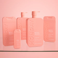 MONDAY HAIRCARE CLEANSE textura cremosa para una limpieza suave