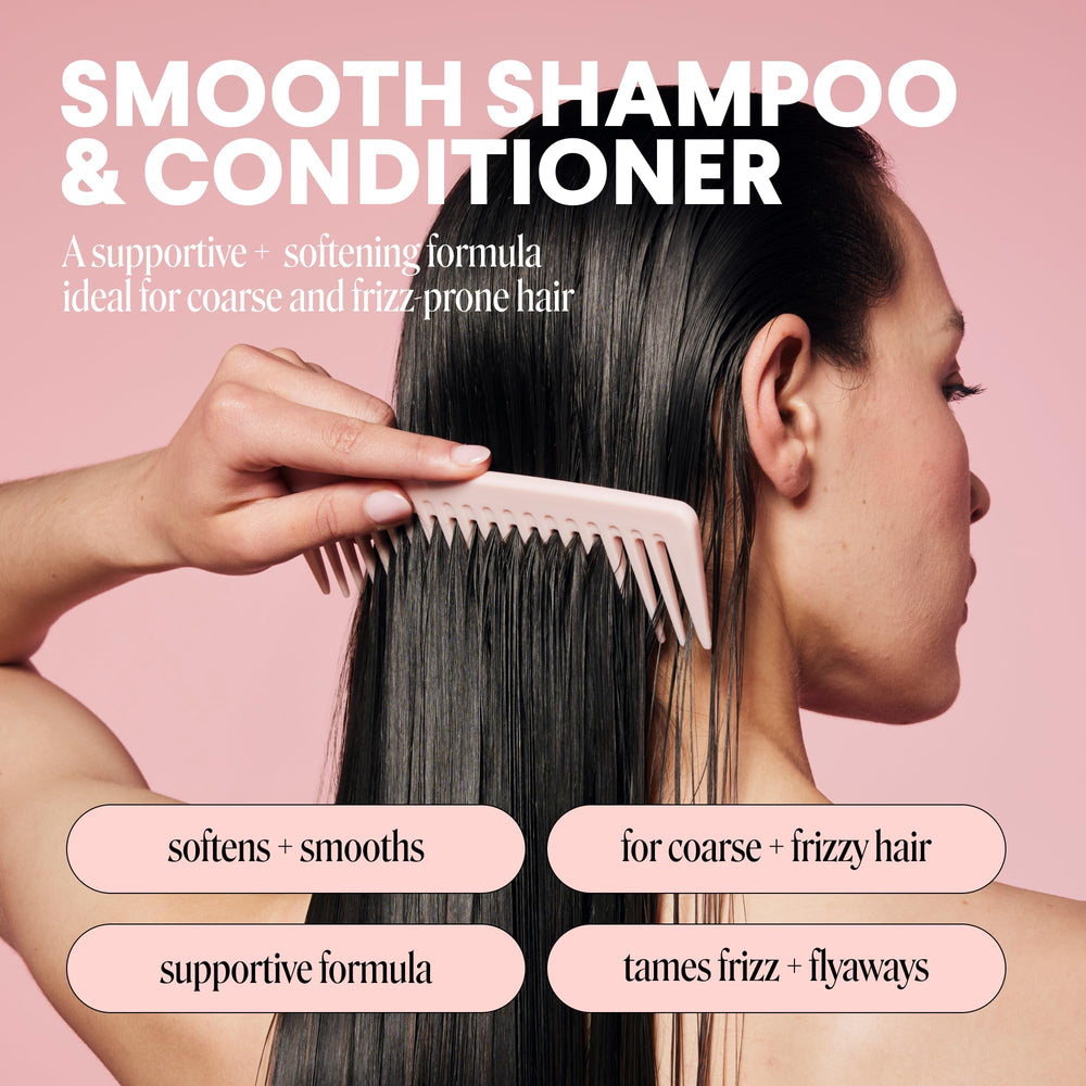 MONDAY HAIRCARE Smooth acondicionador en botella rosa para brillo suave.