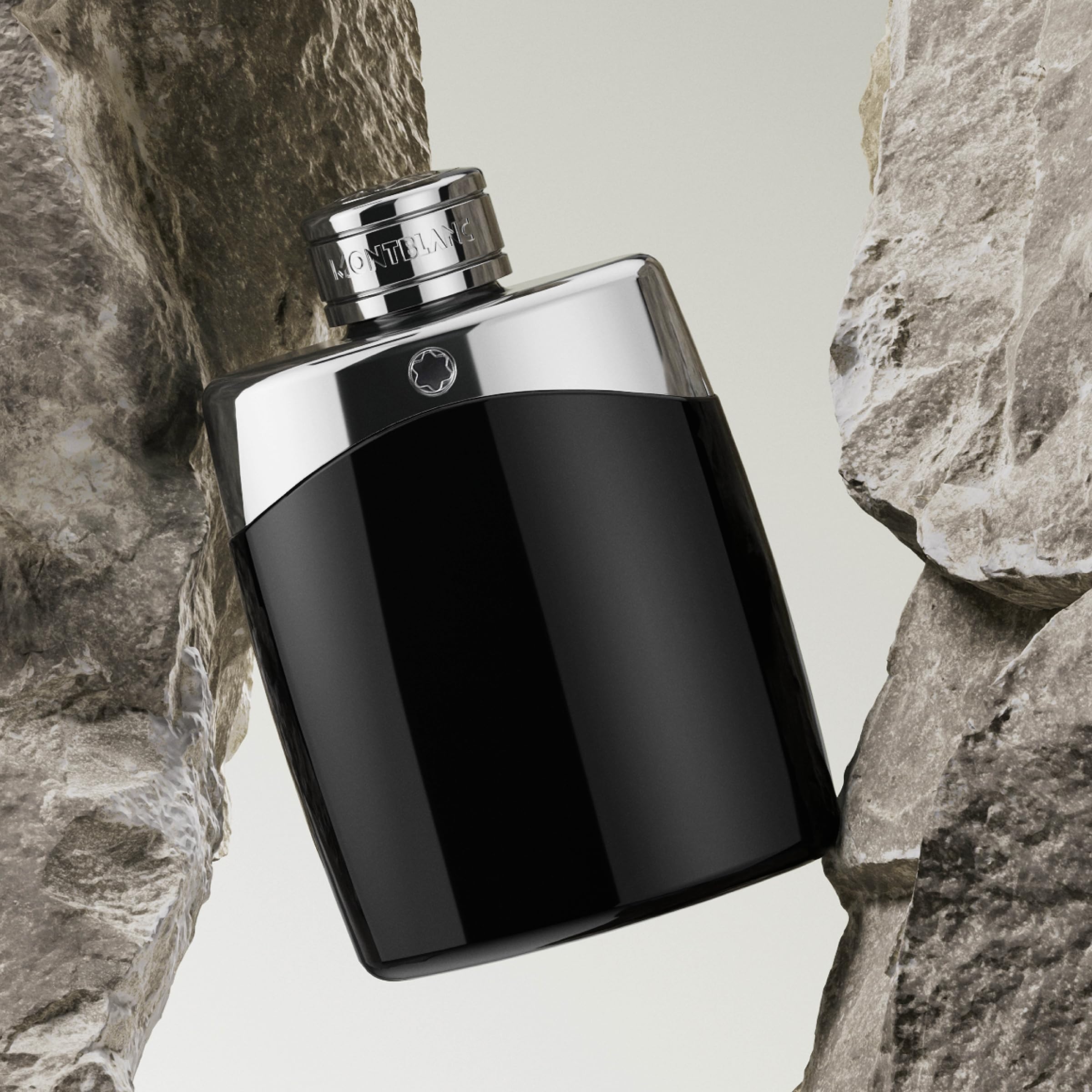 Montblanc Legend pomarosa molecule visual representing modern fragrance science.