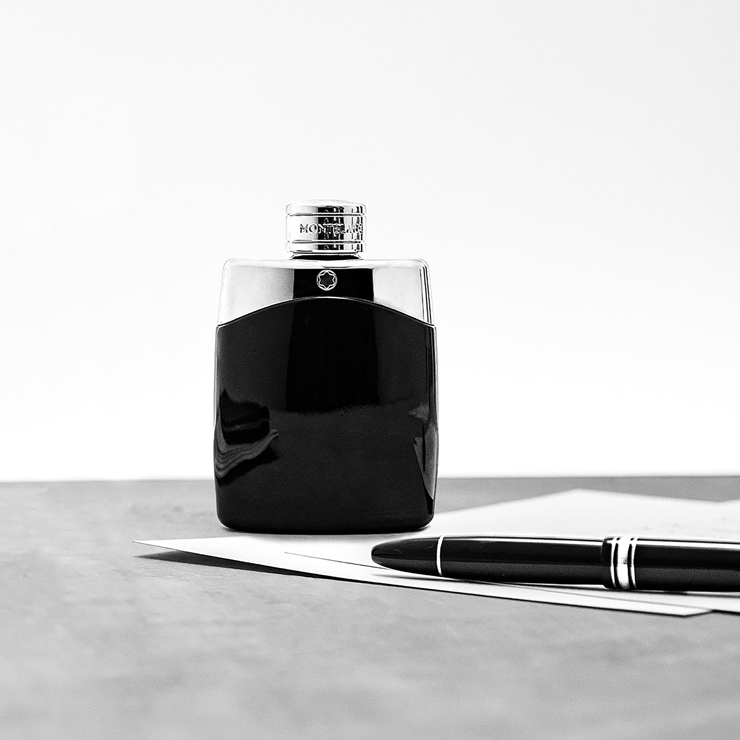 Montblanc Legend sandalwood and tonka accents bring warmth.