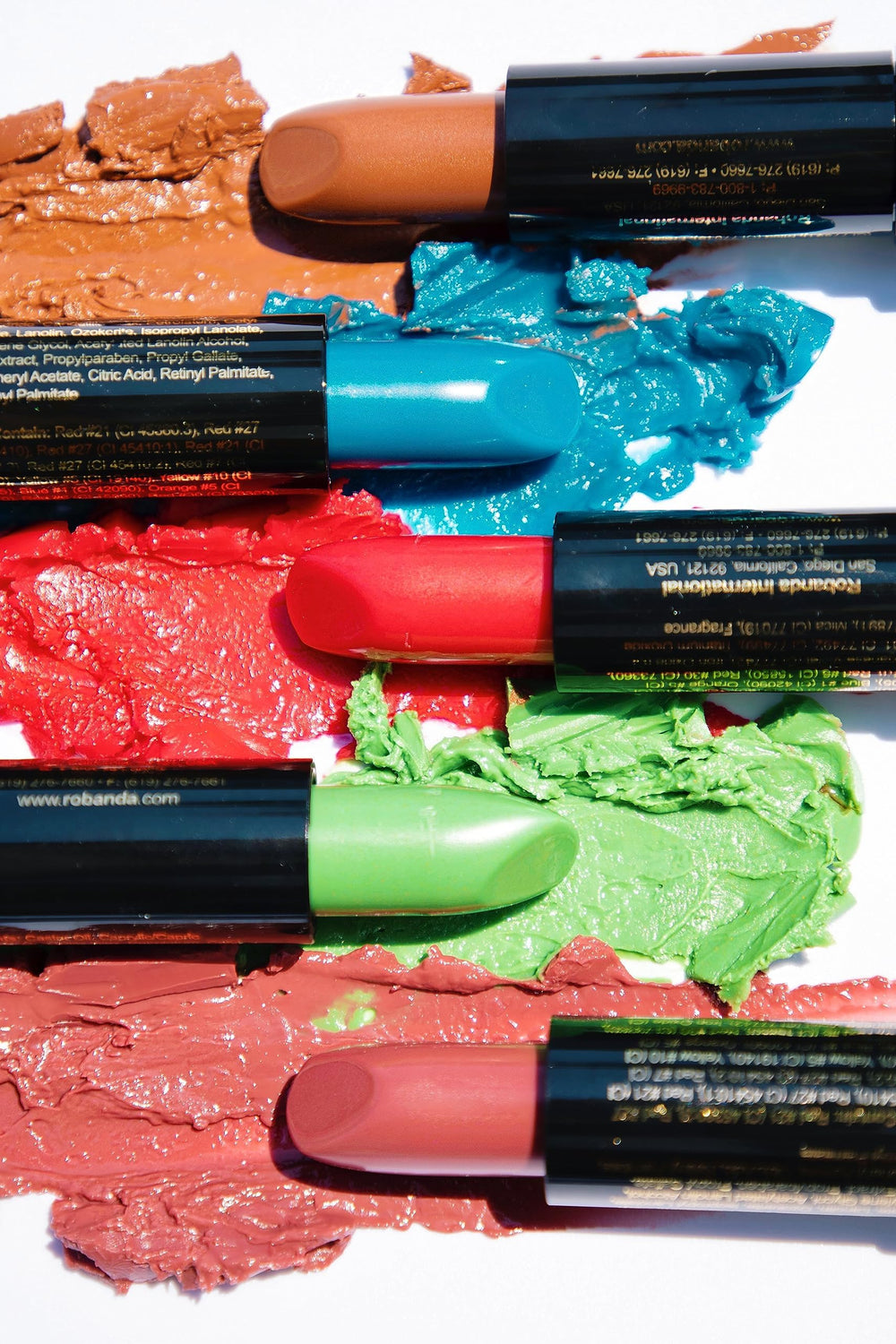 Mood Lips a prueba de manchas y mascarilla para uso diario.