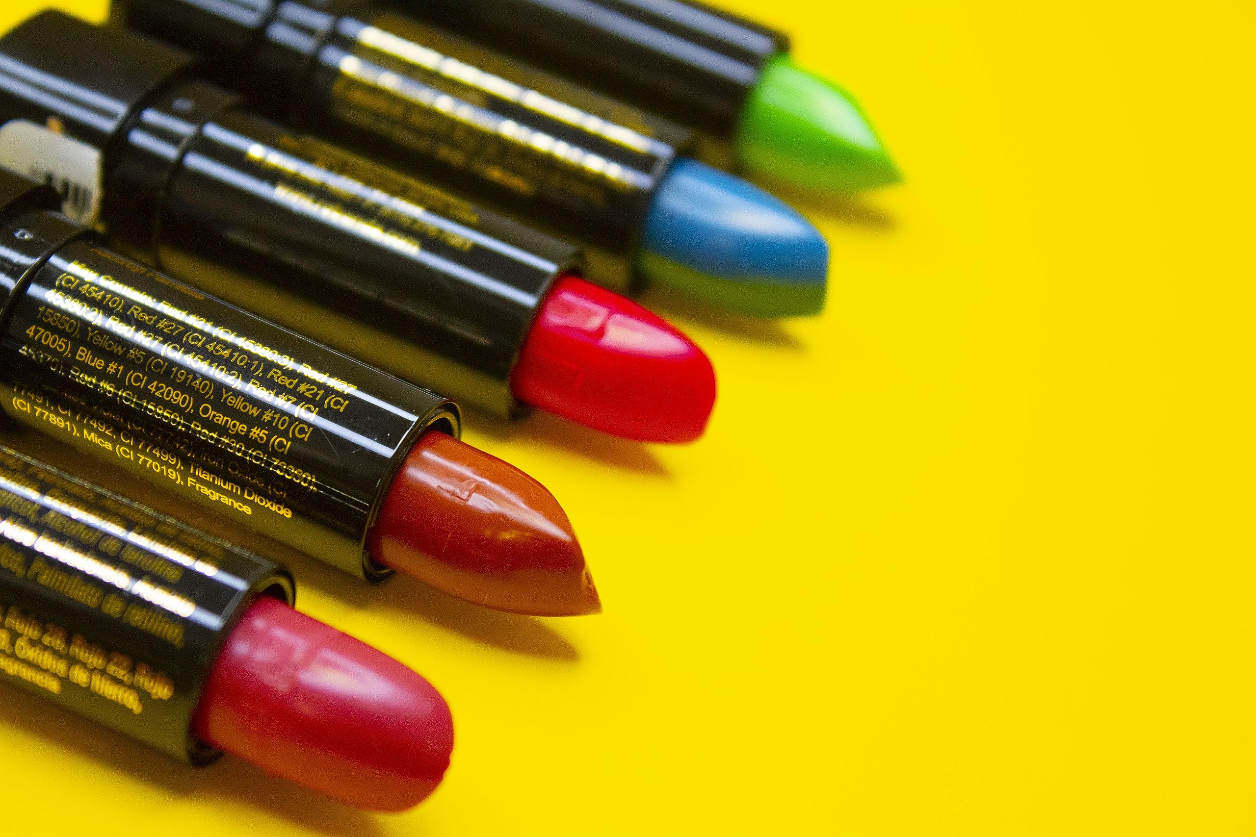 Mood Lips hidratación con Aloe Vera para labios suaves.