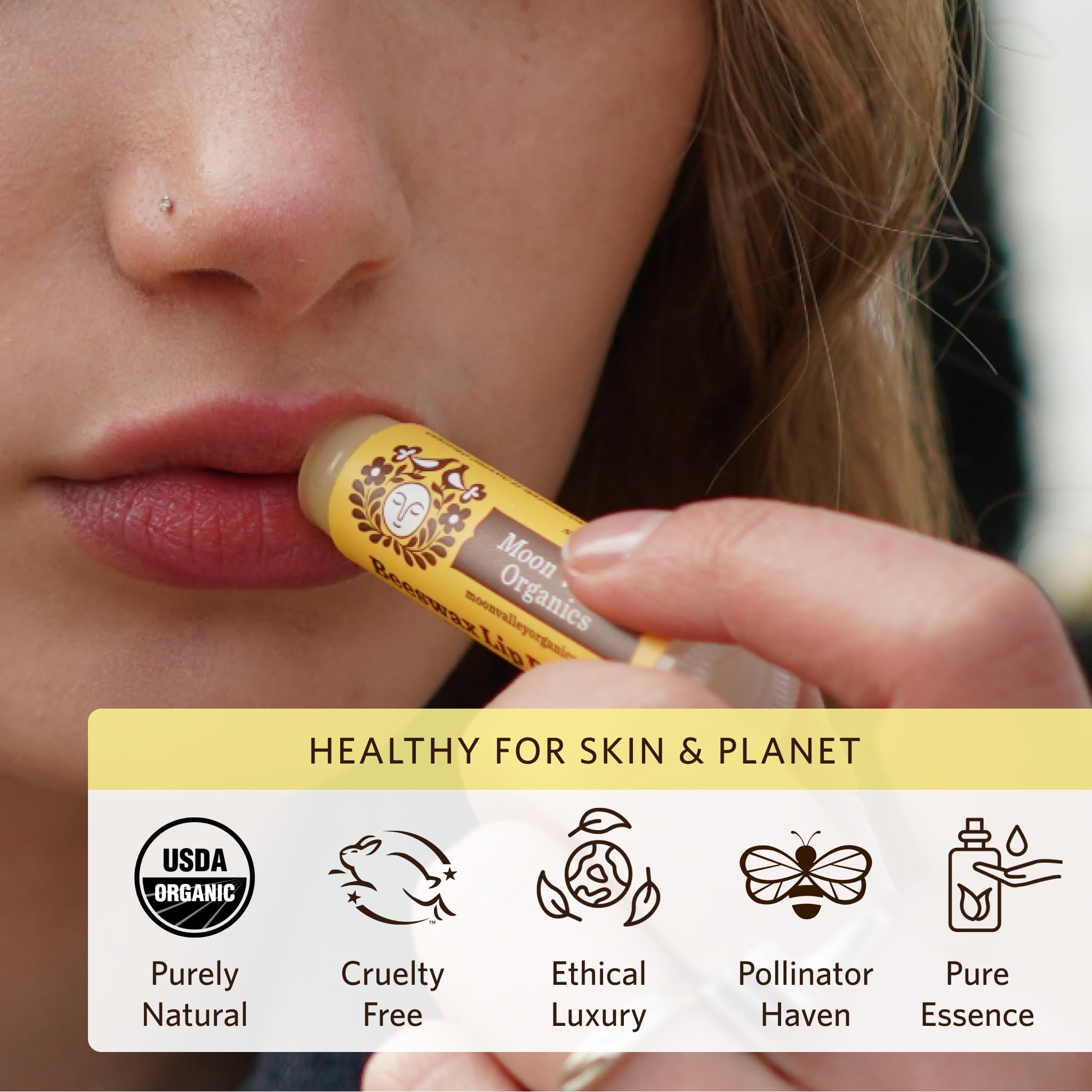 Moon Valley Organics bálsamo labial mora para protección y brillo suave