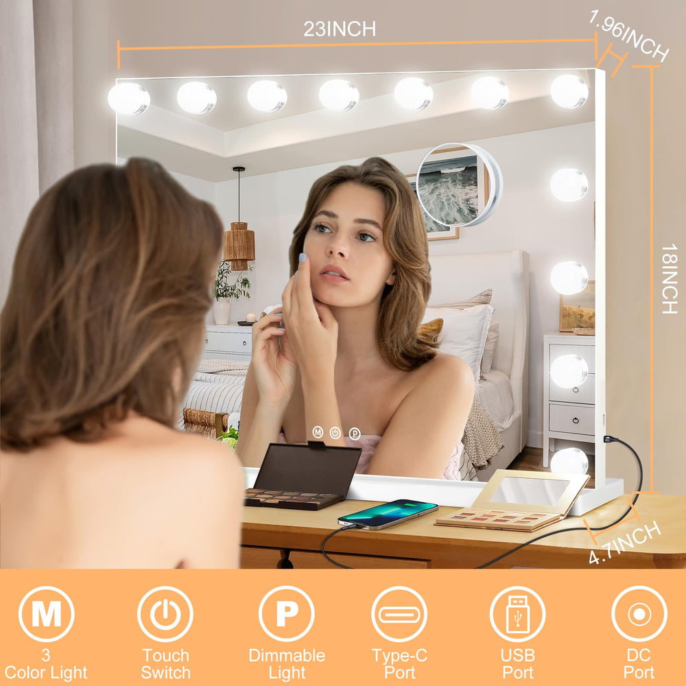 Moonee 10x magnifier offers precise detail for eyeliner and brows.