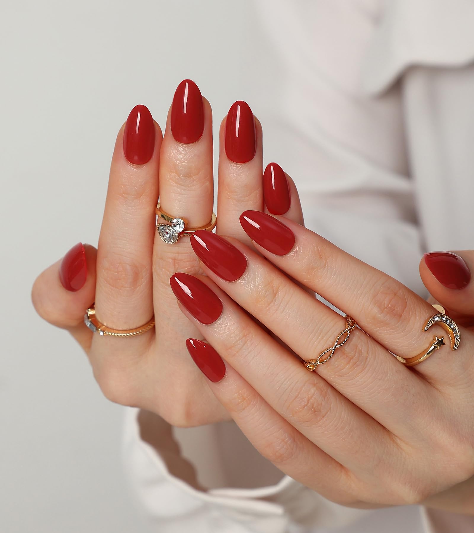 Morily short almond nails 15 sizes for a precise fit
