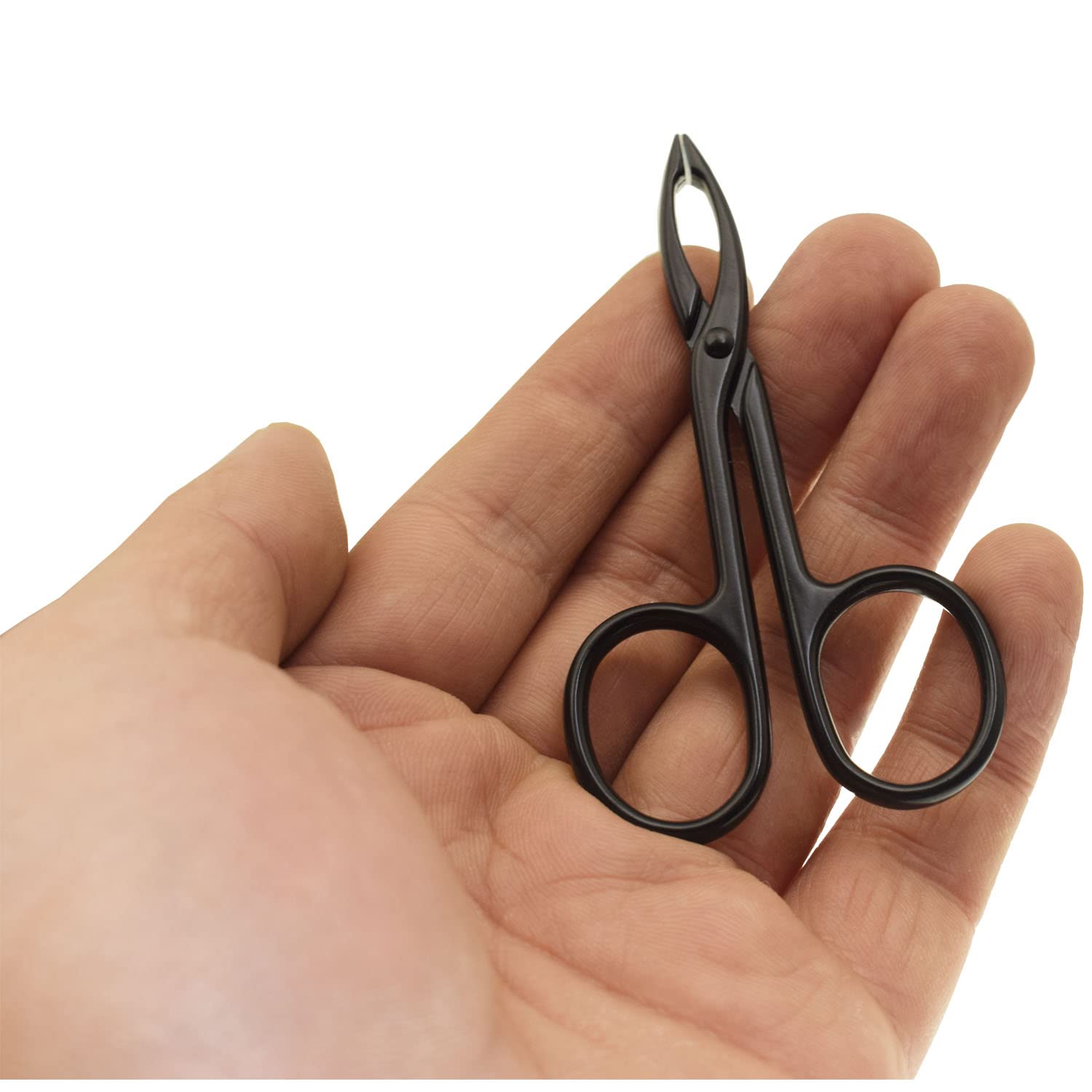 Motanar portable size fits in purses for on-the-go grooming sessions.